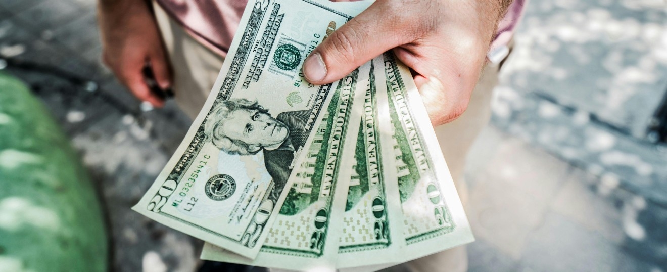 De Bem Com o Dinheiro: Como Entrar no Fluxo da Abundância