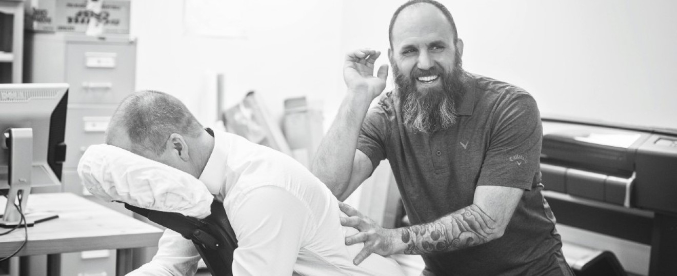 Quick Massage: O Poder do Relaxamento Rápido no Ambiente Moderno